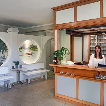 Hotel Bella Vista And Benitses (Corfu)